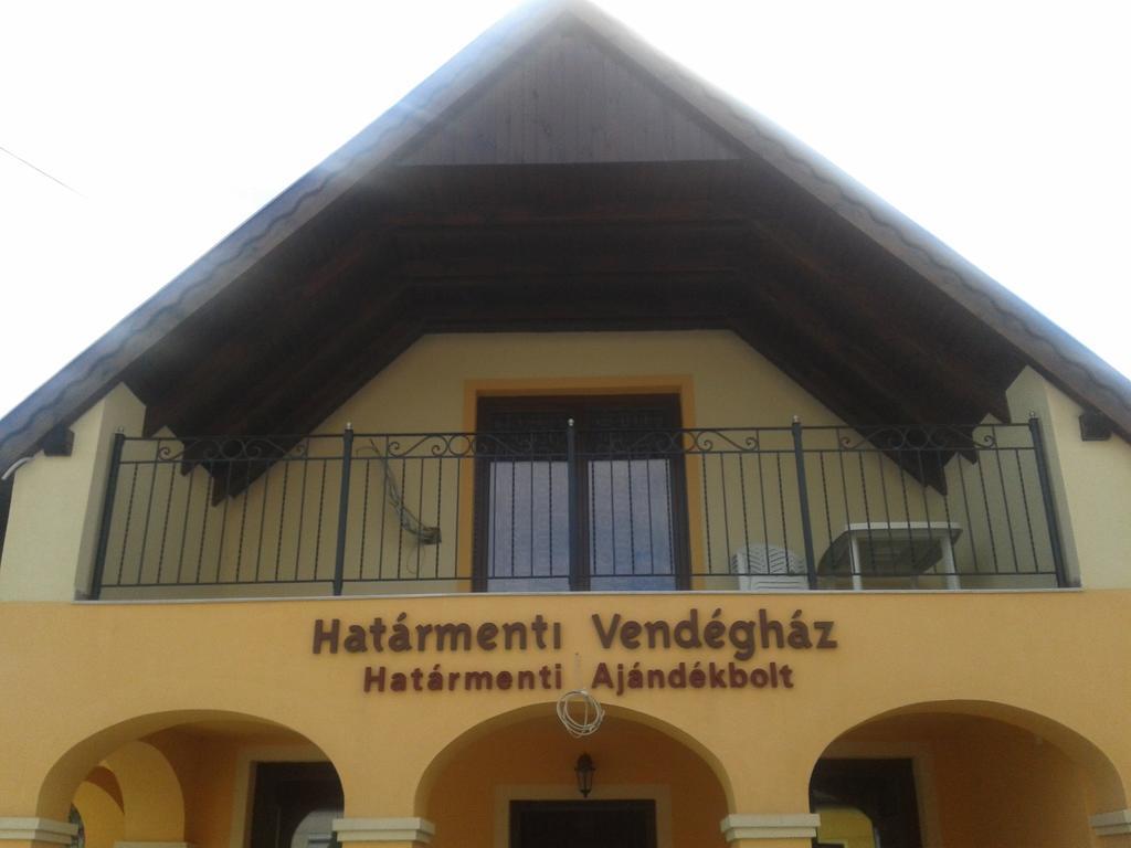 Hatarmenti Vendeghaz Zsira Exteriör bild